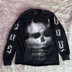 Skull Graphic Long Sleeve